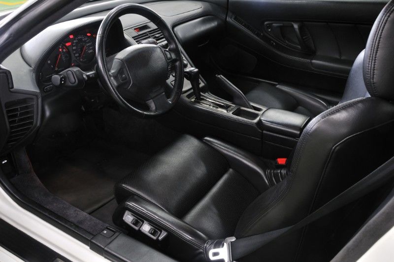 カッコいい車の中